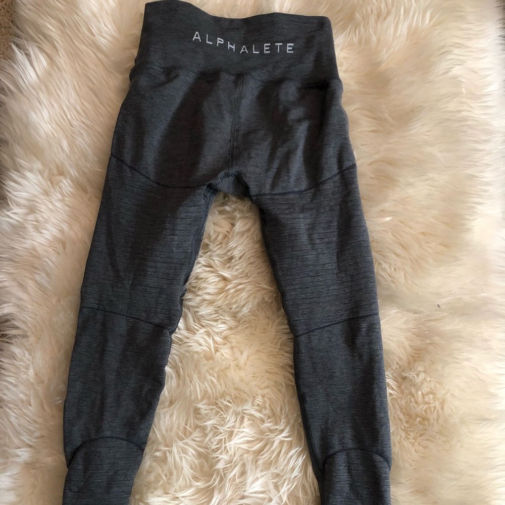 Alphalete leggings